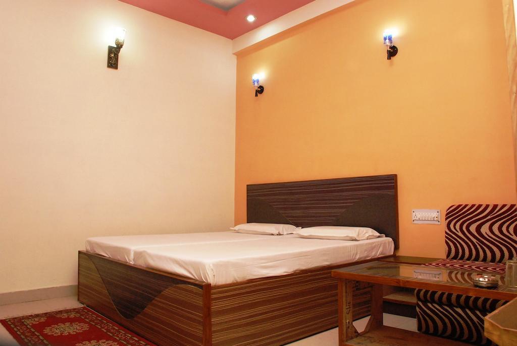 Hotel Sanjay Agra  Rom bilde