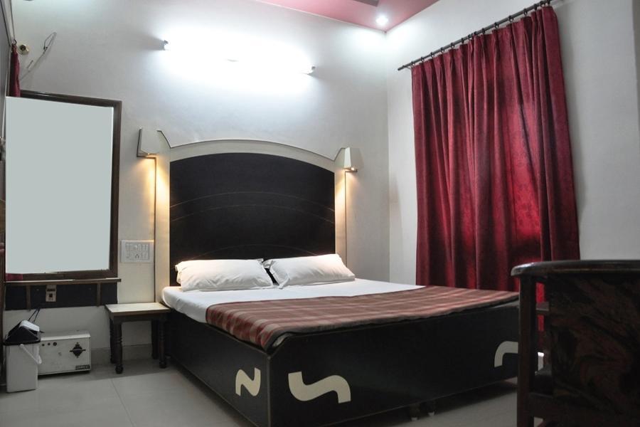 Hotel Sanjay Agra  Rom bilde